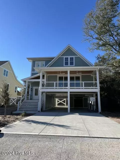 Oak Island, NC 28465,105 NE 64th ST