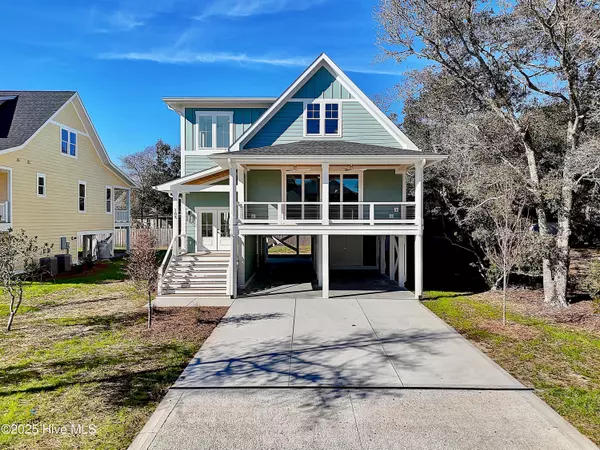 Oak Island, NC 28465,105 NE 64th ST