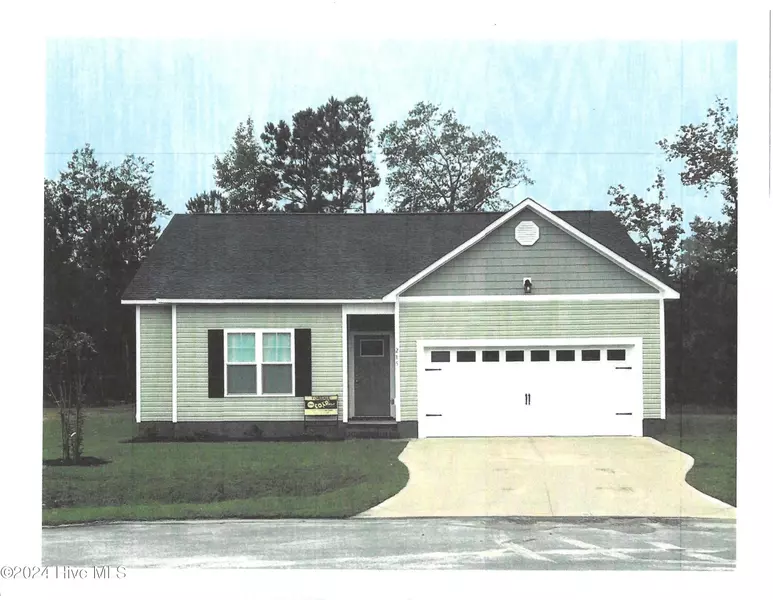 301 E Theriault DR, Jacksonville, NC 28540