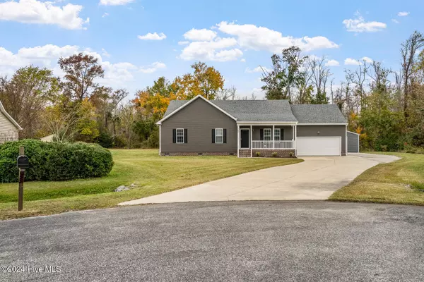 Elizabeth City, NC 27909,127 Wiley DR