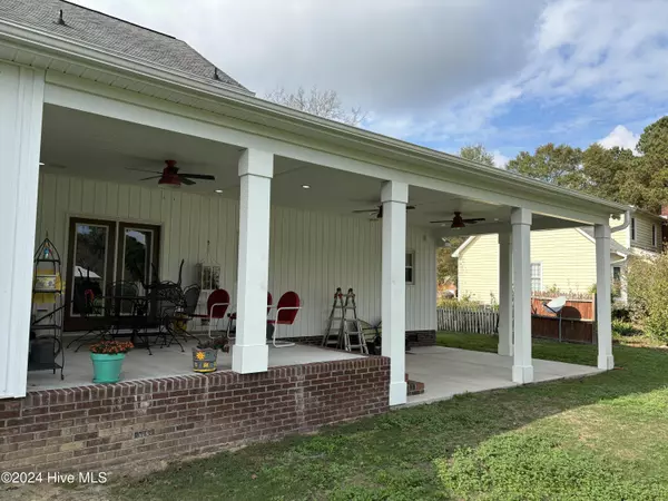 Winterville, NC 28590,103 Buckingham DR