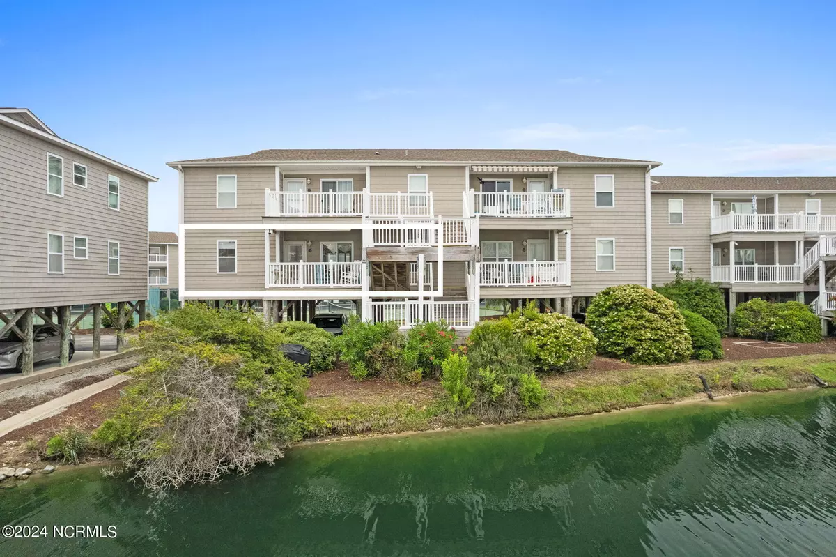 Ocean Isle Beach, NC 28469,250 W Second ST #4a