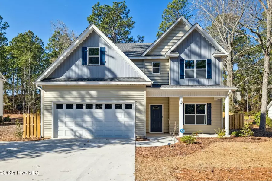 7 Cypress LN, Pinehurst, NC 28374