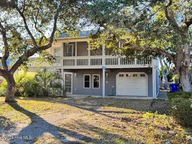 149 NW 6th ST, Oak Island, NC 28465