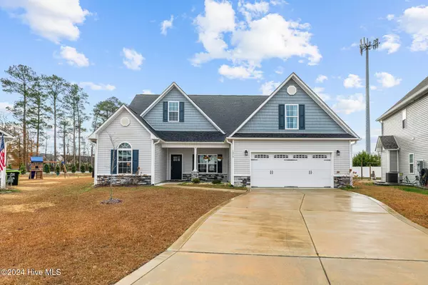 1014 Clydesdale CT, New Bern, NC 28562