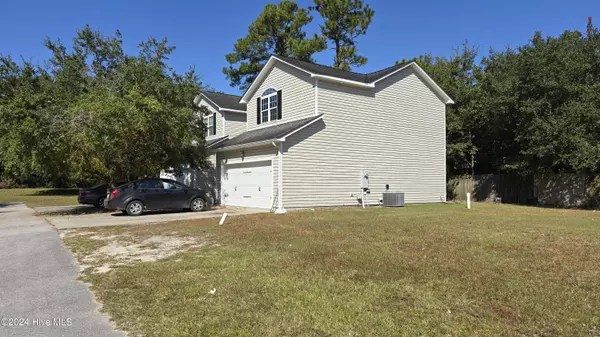 180 Oscar Hill RD #2, Newport, NC 28570