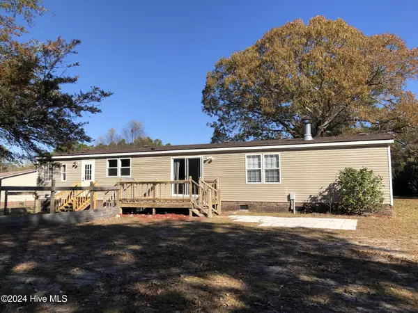 Sneads Ferry, NC 28460,909 Caroline CT