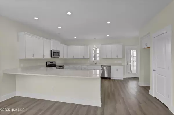 Rocky Point, NC 28457,116 Talbert DR