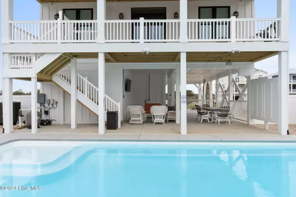 Ocean Isle Beach, NC 28469,165 Via Old Sound BLVD