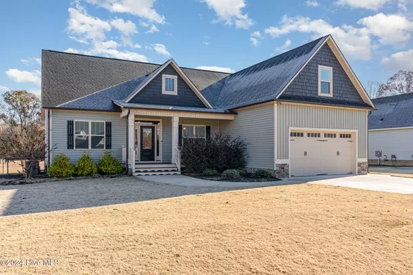 Smithfield, NC 27577,337 Long Grass DR