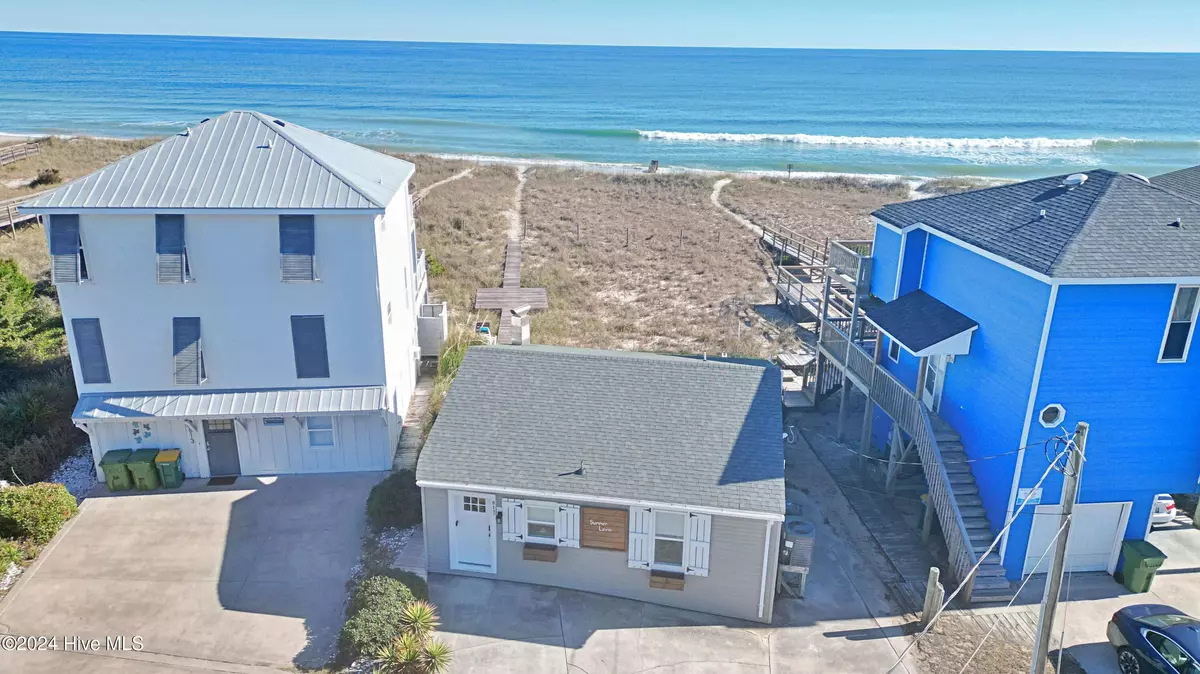 Kure Beach, NC 28449,817 Fort Fisher BLVD S