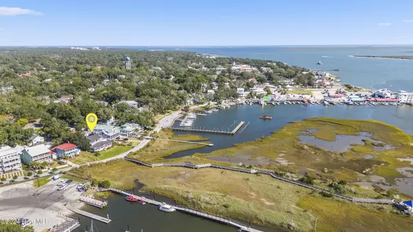 Southport, NC 28461,516 W Brunswick ST