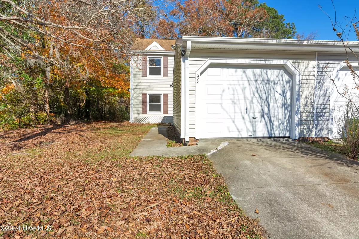 Jacksonville, NC 28540,322 Bracken PL