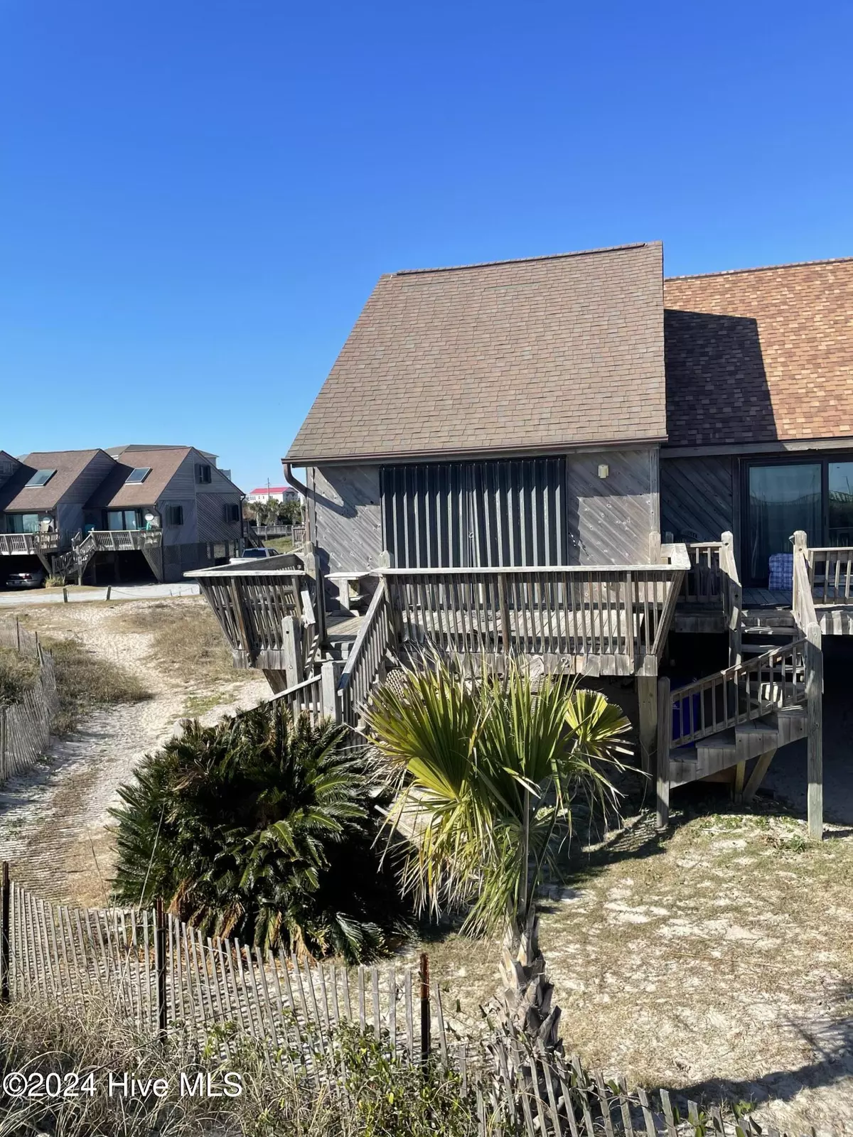 North Topsail Beach, NC 28460,892 New River Inlet RD #25