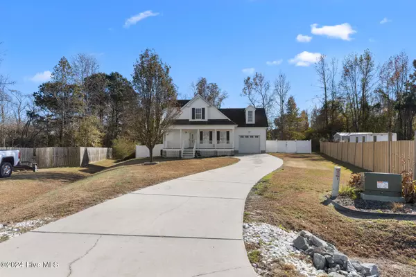 404 Silva CV, Richlands, NC 28574