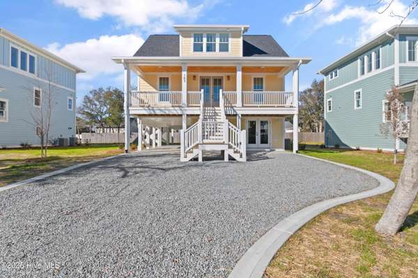 103 NE 64th ST, Oak Island, NC 28465