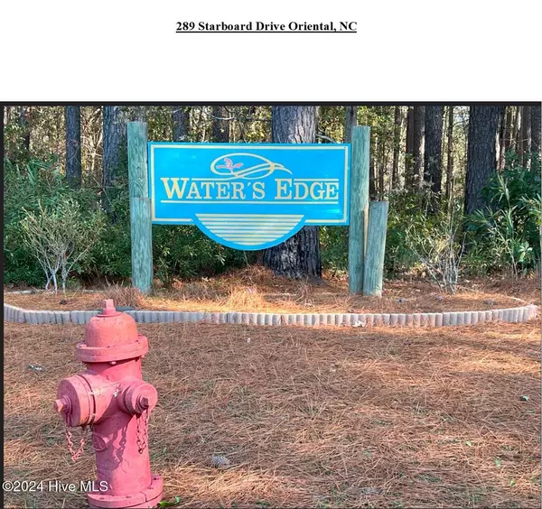 Oriental, NC 28571,289 Starboard DR