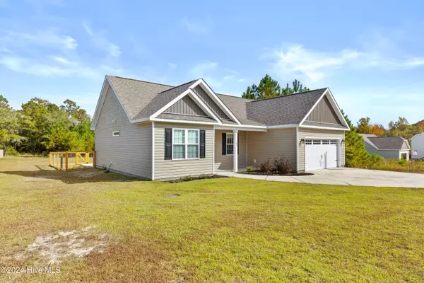 Sneads Ferry, NC 28460,105 Grander CT