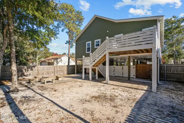 Oak Island, NC 28465,123 NE 2nd ST