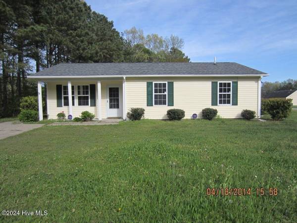 1780 Peartree RD, Elizabeth City, NC 27909