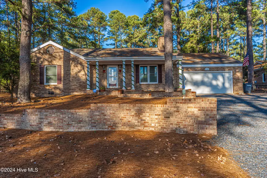 35 Hillcrest RD, Pinehurst, NC 28374