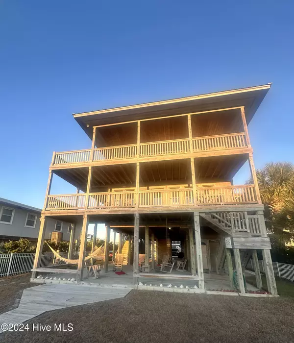 3 Bay ST #B, Wrightsville Beach, NC 28480