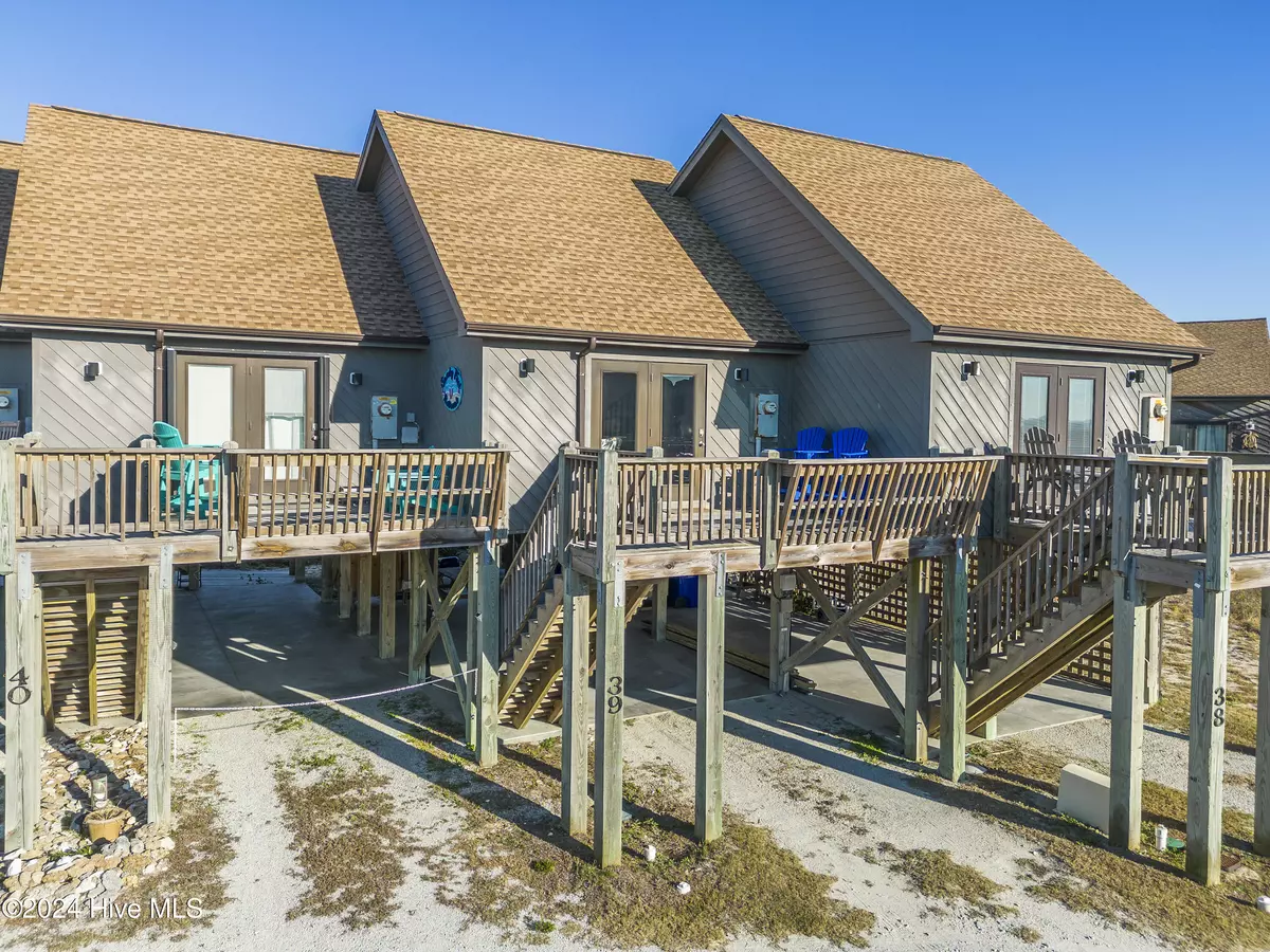 North Topsail Beach, NC 28460,886 New River Inlet RD #39