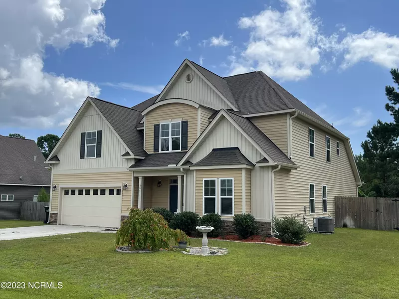 304 Plymouth LN, Holly Ridge, NC 28445