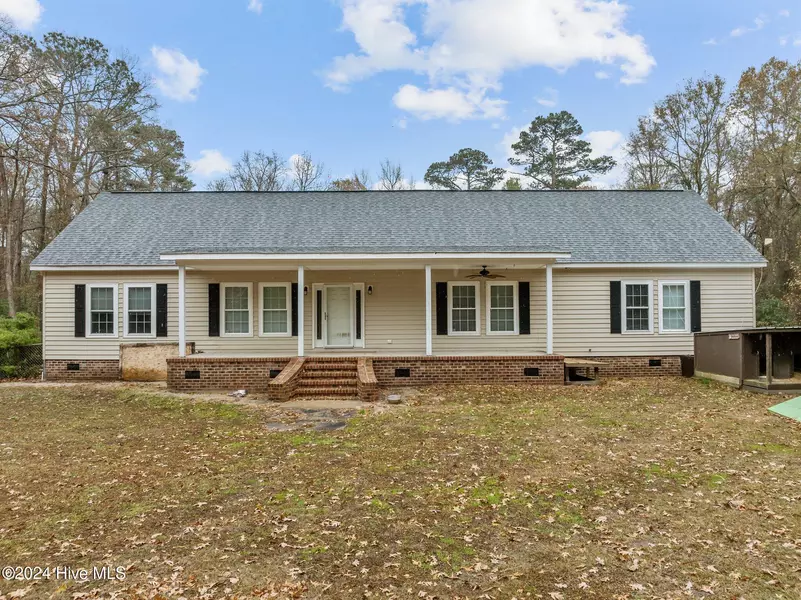 5749 Marvin Taylor RD, Ayden, NC 28513