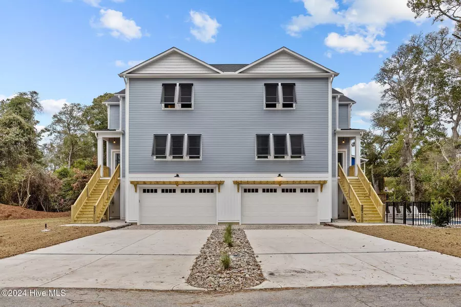 331 Live Oak ST #South, Emerald Isle, NC 28594