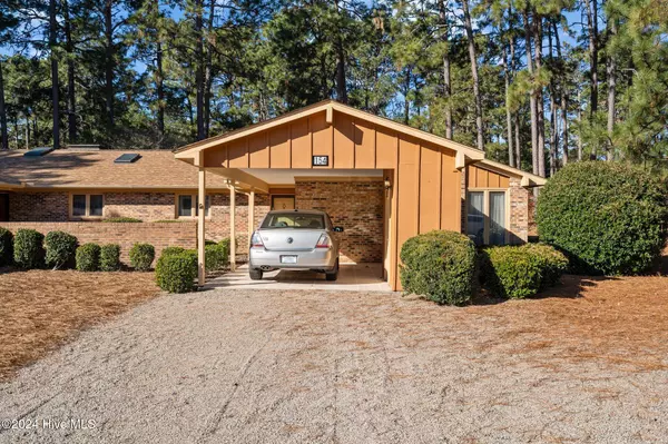 154 Knollwood DR, Southern Pines, NC 28387