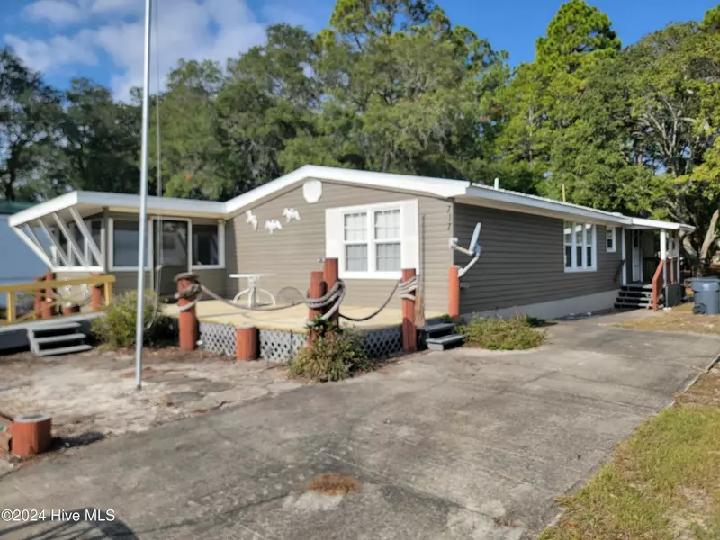 717 Live Oak DR, Sunset Beach, NC 28468