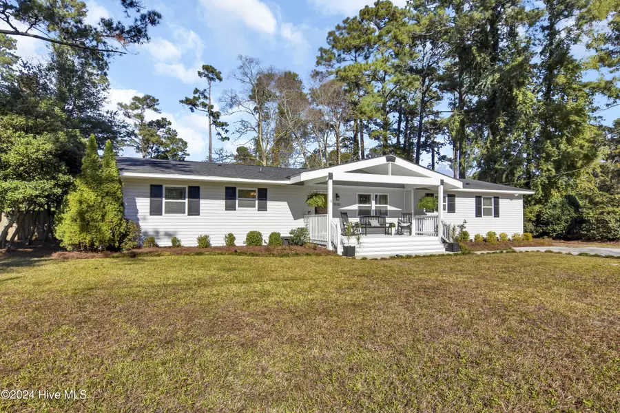 3935 Hoggard DR, Wilmington, NC 28403