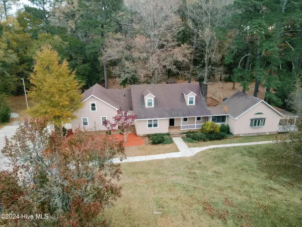 270 Cbh Lodge RD, Washington, NC 27889