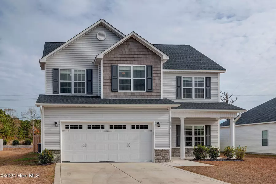 323 Windmill Light WAY, Sneads Ferry, NC 28460