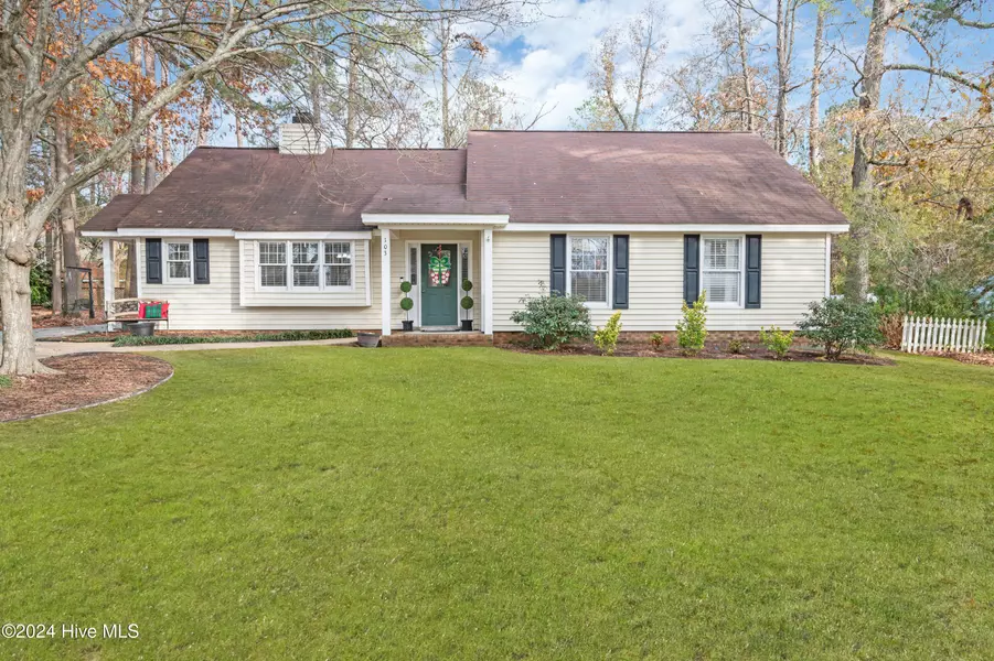 103 Greenwood CIR, Smithfield, NC 27577