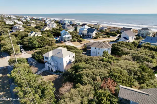 Emerald Isle, NC 28594,105 Howe ST