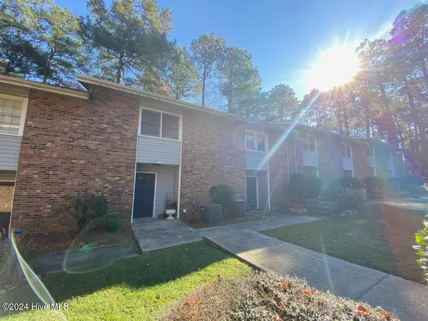 Southern Pines, NC 28387,365 W Illinois AVE #21