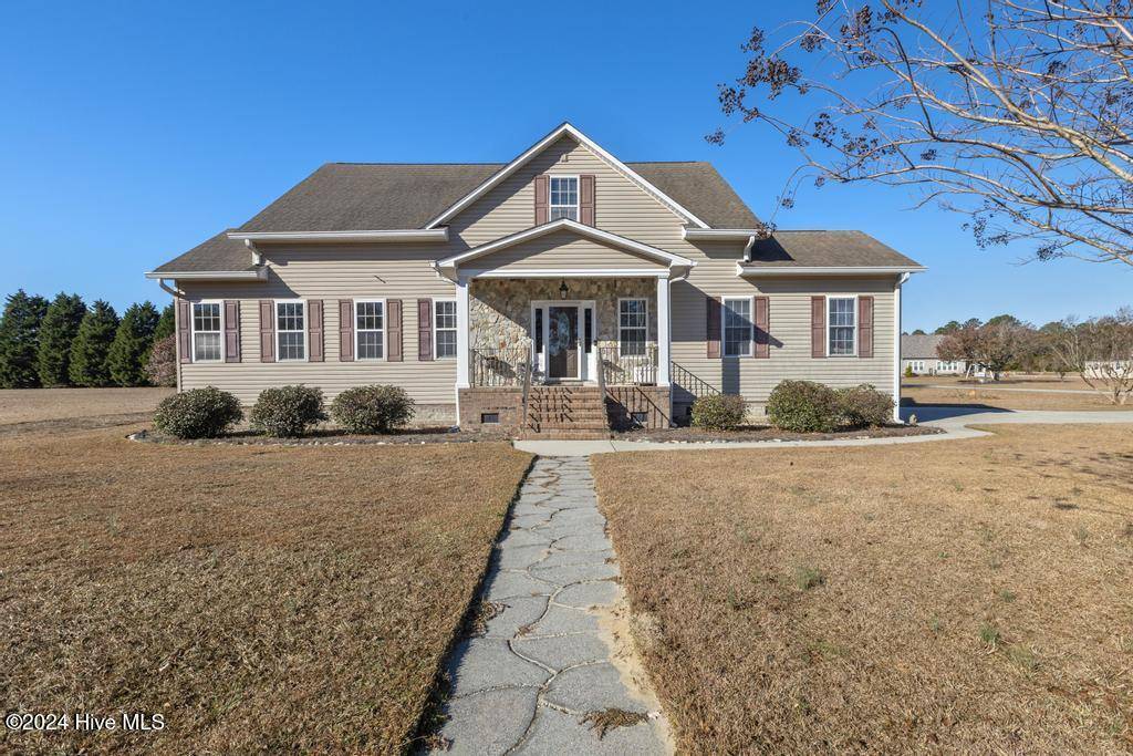 116 Spinnaker LN, Havelock, NC 28532