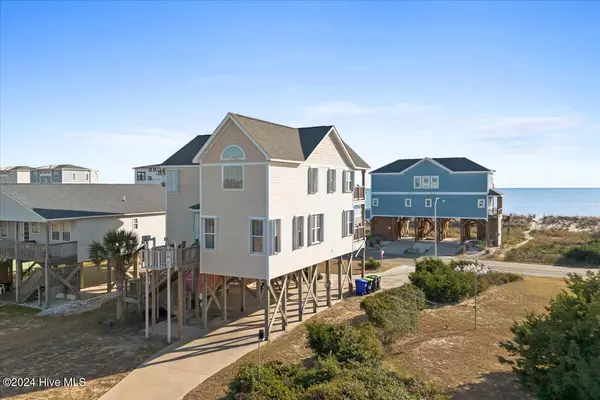 Oak Island, NC 28465,918 E Beach DR