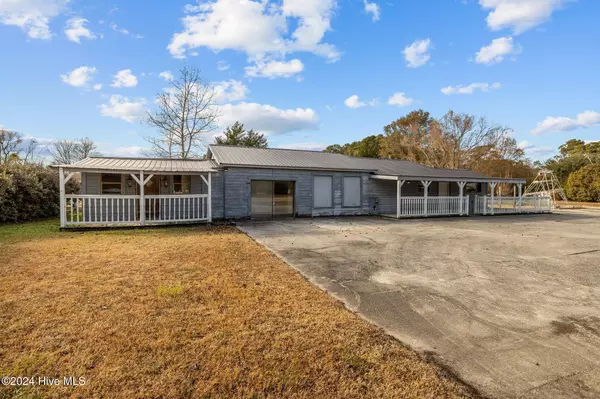 2361 Highway 101, Beaufort, NC 28516