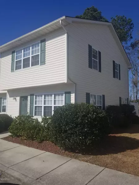 23 Pirates Cove DR, Swansboro, NC 28584