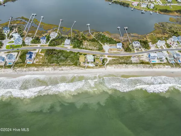 North Topsail Beach, NC 28460,650 New River Inlet RD