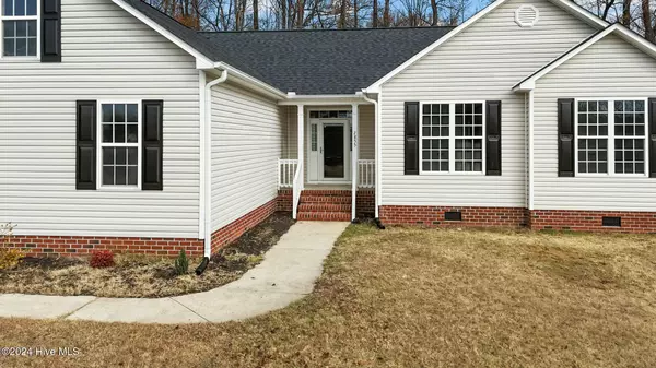 Grimesland, NC 27837,2855 Elizabeth Edwards CT