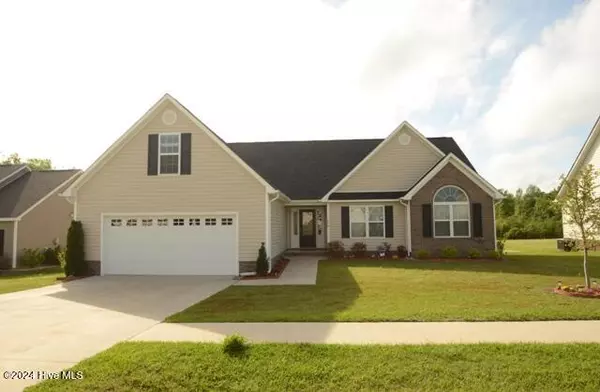 218 Emerald Ridge RD, Jacksonville, NC 28546