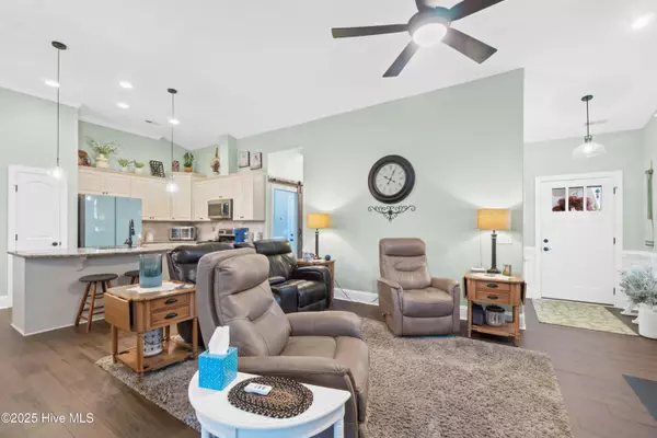 Ocean Isle Beach, NC 28469,7000 Gracieuse LN SW