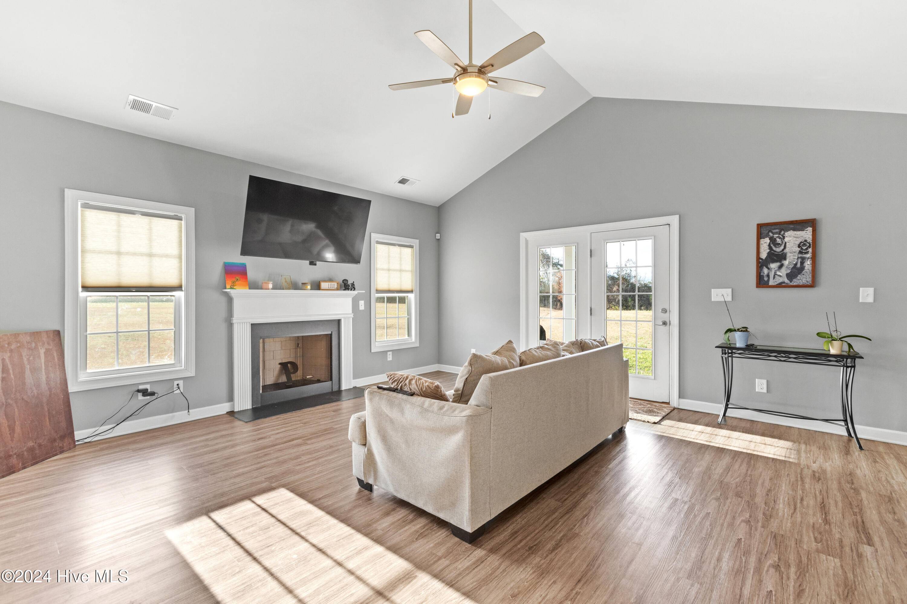 Maysville, NC 28555,113 Adams Landing WAY