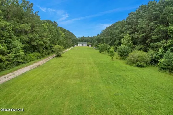 6598 Funston RD SE, Winnabow, NC 28479