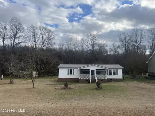 104 Barrier PL, Pikeville, NC 27863