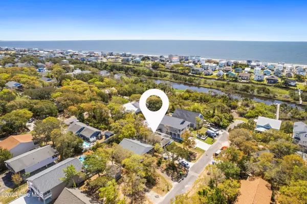 Oak Island, NC 28465,104 SE 36th ST